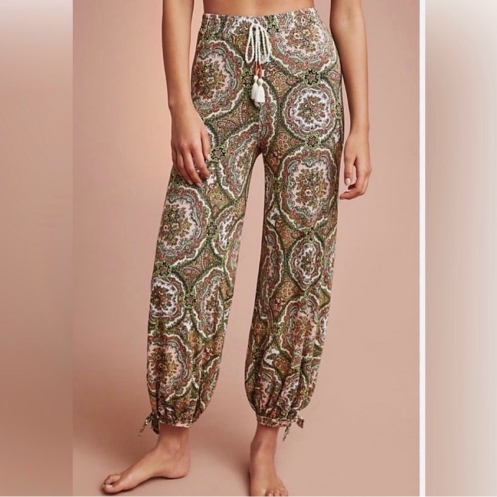 Anthropologie Maelynn Joanie Harem Pants MEDIUM Paisley Pink Green White
